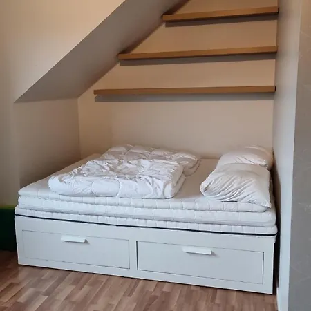 Child-friendly With 5 For 2 Families Feriehus Bergen